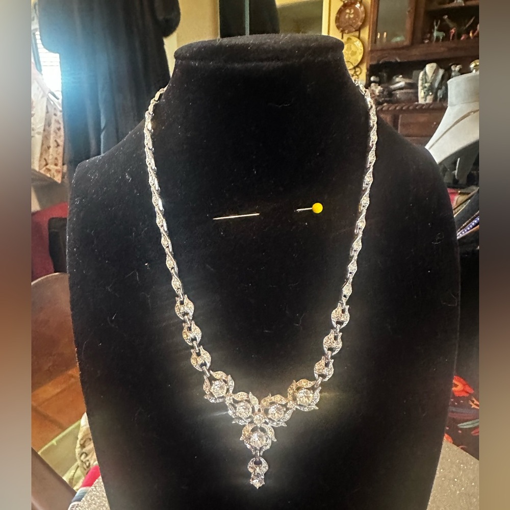 1959’s Bogoff Rhinestone Necklace